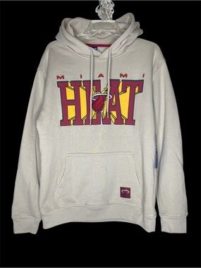 NWT! NBA Miami Heat Logo Hoodie - Cream with Red & Yellow Graphics - Size S
